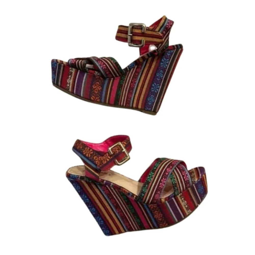 Breckelle's Tribal Platform Sandals